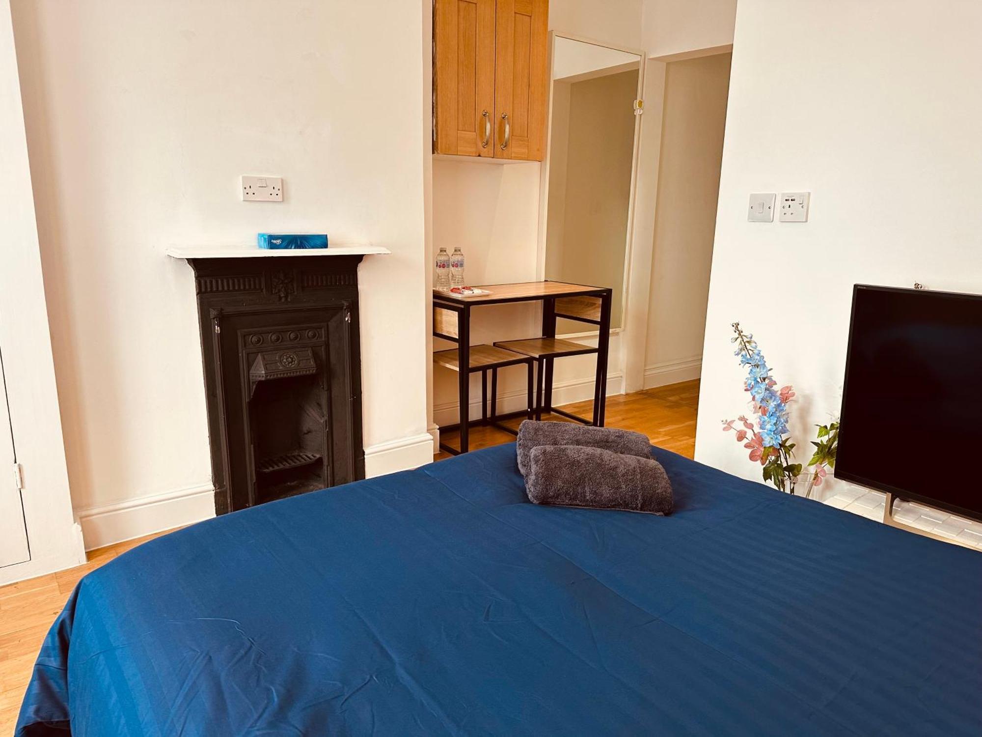 Stunning One Bedroom Flat * Londra